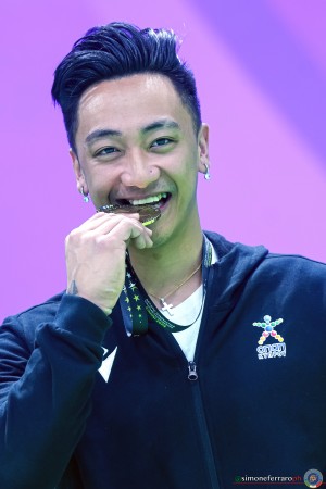 podium aa sfe03209 copia simone ferraro ph